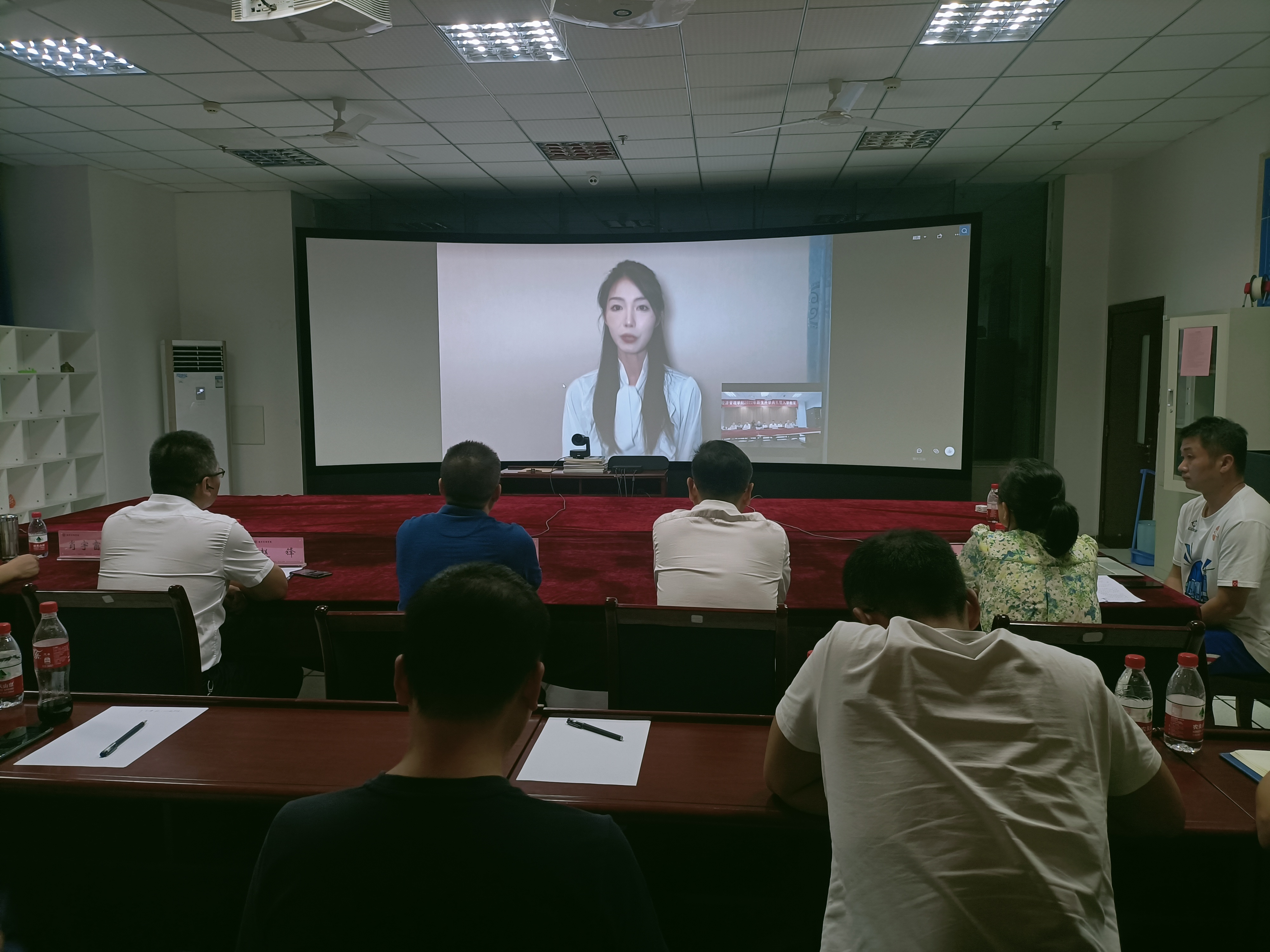 xUwi_1664616742200038275.jpg